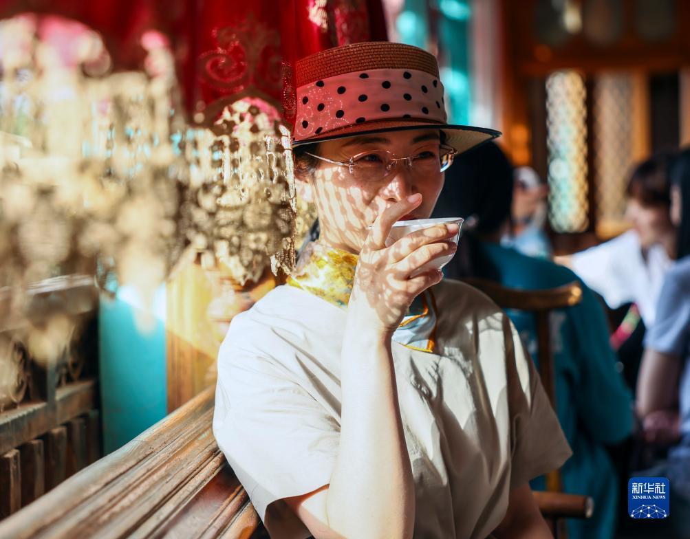 棋牌娱乐真人